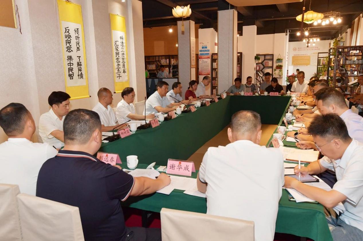 省人大常委会党组副书记、副主任罗强在双流开展四川省电梯安全条例立法调研，多普勒电梯作为电梯制造企业代表受邀参加